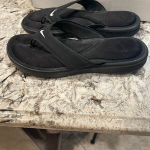 Nike Black Comfort Slides